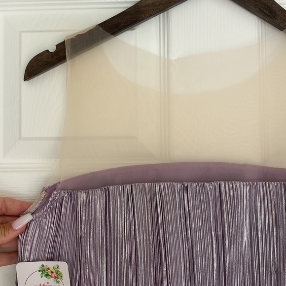 Brand new dress - Picture 2 of 6